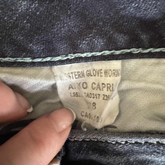 Women's Dark Wash Silver Aiko Capri Jeans Size 28 - Picture 8 of 11